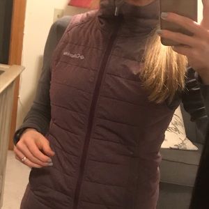 Maroon women’s Columbia vest